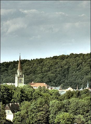 http://www.twoje-sudety.pl/admin/gfx/news/walbrzych_fragment02.jpg