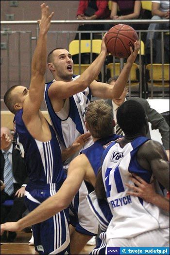 gornik_anwil2008_12