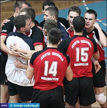 juv16
